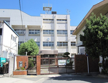 大阪市立 春日出中学校の画像1