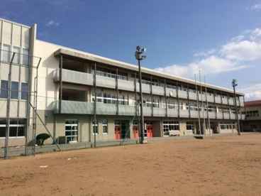魚津市立道下小学校の画像1