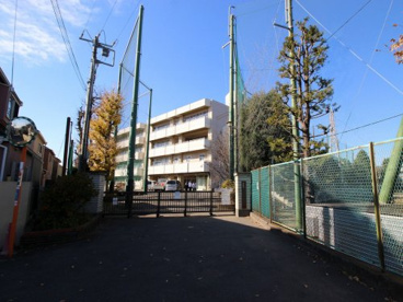 横浜市立六角橋中学校の画像1