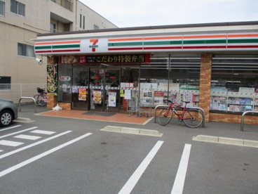 セブンイレブン 名古屋市場木町店の画像1