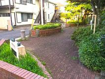 西田仲よし広場緑地の画像1