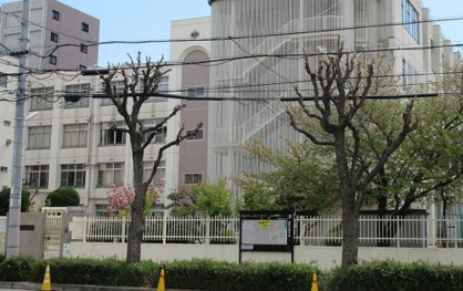 大阪市立西中学校の画像1