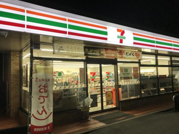 セブンイレブン 名古屋権現通店の画像1