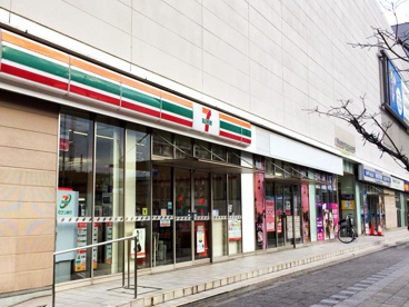 セブンイレブン 名古屋ささしまライブ店の画像1
