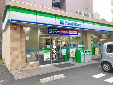 ファミリーマート 則武本通店の画像1