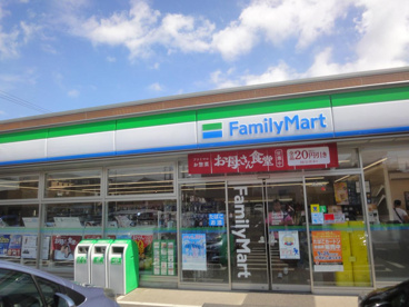 ファミリーマート 中村向島店の画像1
