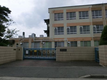 名古屋市立千成小学校の画像1