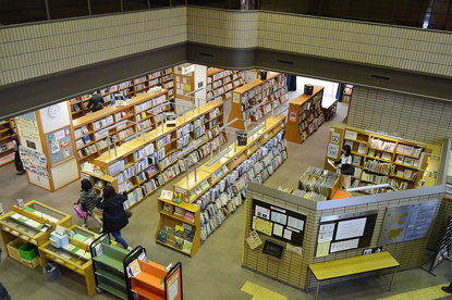 名古屋市中村図書館の画像1