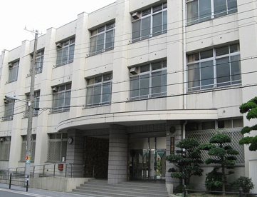大阪市立香簑小学校の画像1