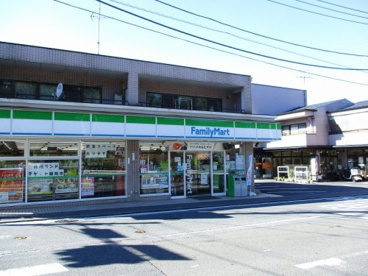 ファミリーマート西生田店の画像1