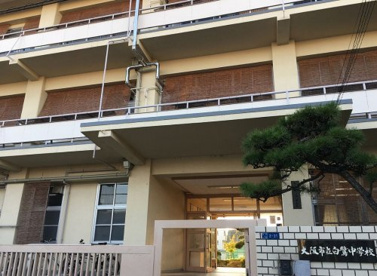 白鷺中学校の画像1