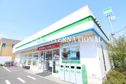 ファミリーマート 西一之江店の画像1