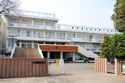 府中市立府中第十中学校の画像1