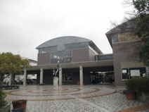 山陽小野田市立中央図書館