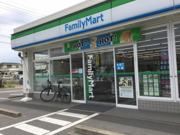 ファミリーマート 大森駅南店の画像1