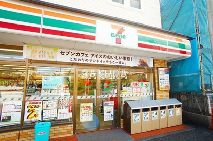 セブン-イレブン 横須賀大津町店の画像1