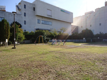 	 間栗公園間栗公園の画像1