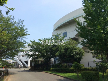 横浜市立新鶴見小学校の画像1