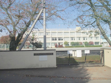 武蔵村山市立第三中学校の画像1