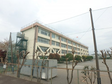 東大和市立第十小学校の画像1