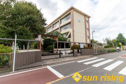 東大和市立第三中学校の画像1