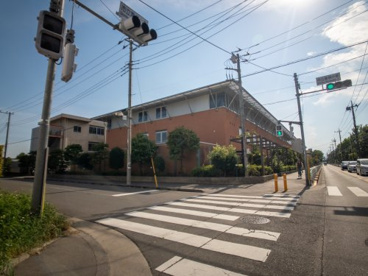 武蔵村山市立雷塚図書館の画像1