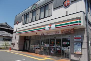 セブンイレブン 摂津千里丘東1丁目店の画像1
