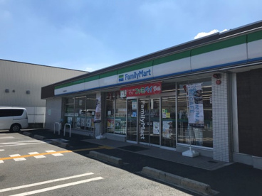 ファミリーマート 伏見舞台町店の画像1