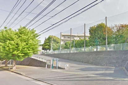 横浜市立奈良中学校の画像1