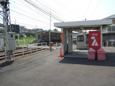 西衣山駅の画像1