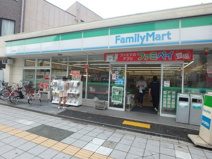 ファミリーマート西野田店