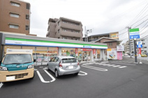 ファミリーマート戸塚吉田町店