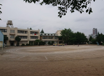 西東京市立中原小学校の画像1