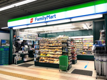 ファミリーマート 近鉄高の原駅改札内橋上店