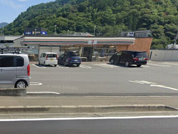セブンイレブン秦野河原町店の画像1