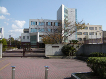 難波中学校