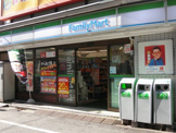 ファミリーマート 北区十条西口店