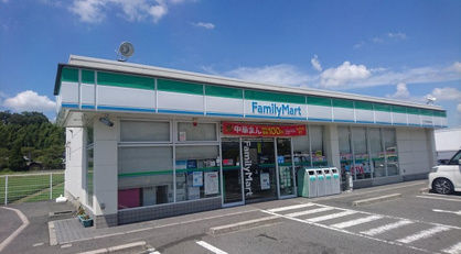 ファミリーマート ミナミ河内長野高向店の画像1