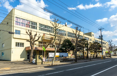 札幌市立 北辰中学校の画像1