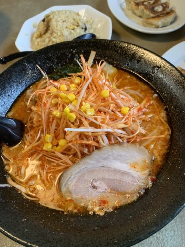 らーめんともや高崎下之城店情報ページ 株式会社e Cubed Cafe2ldk