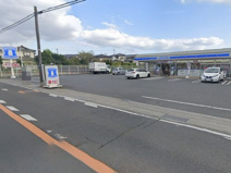 ローソン伊勢原沼目二丁目店