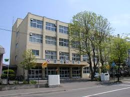 札幌市立美香保小学校の画像1