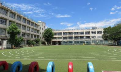 渋谷区立富谷小学校の画像1