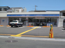 ローソン 神戸霞ケ丘四丁目店