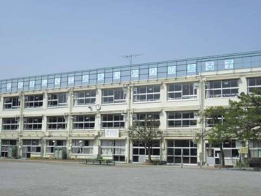 世田谷区立池之上小学校の画像1