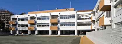 港区立高陵中学校の画像1