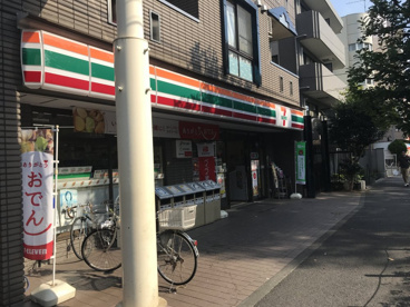 セブンイレブン 世田谷区役所前店の画像1
