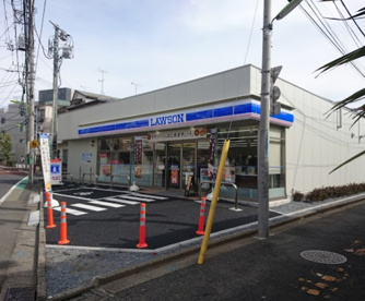 ローソン 世田谷赤堤四丁目店の画像1