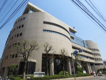 コンパルホール