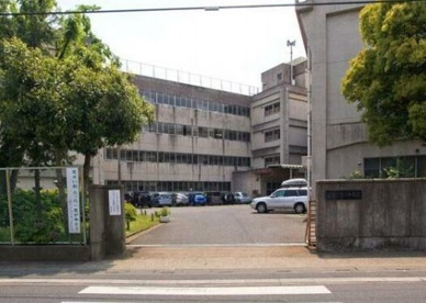 蕨市立第二中学校の画像1